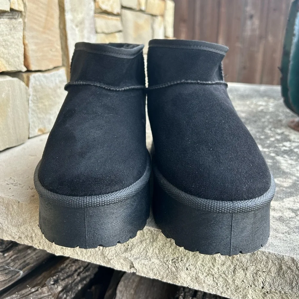 Mudd stylish black